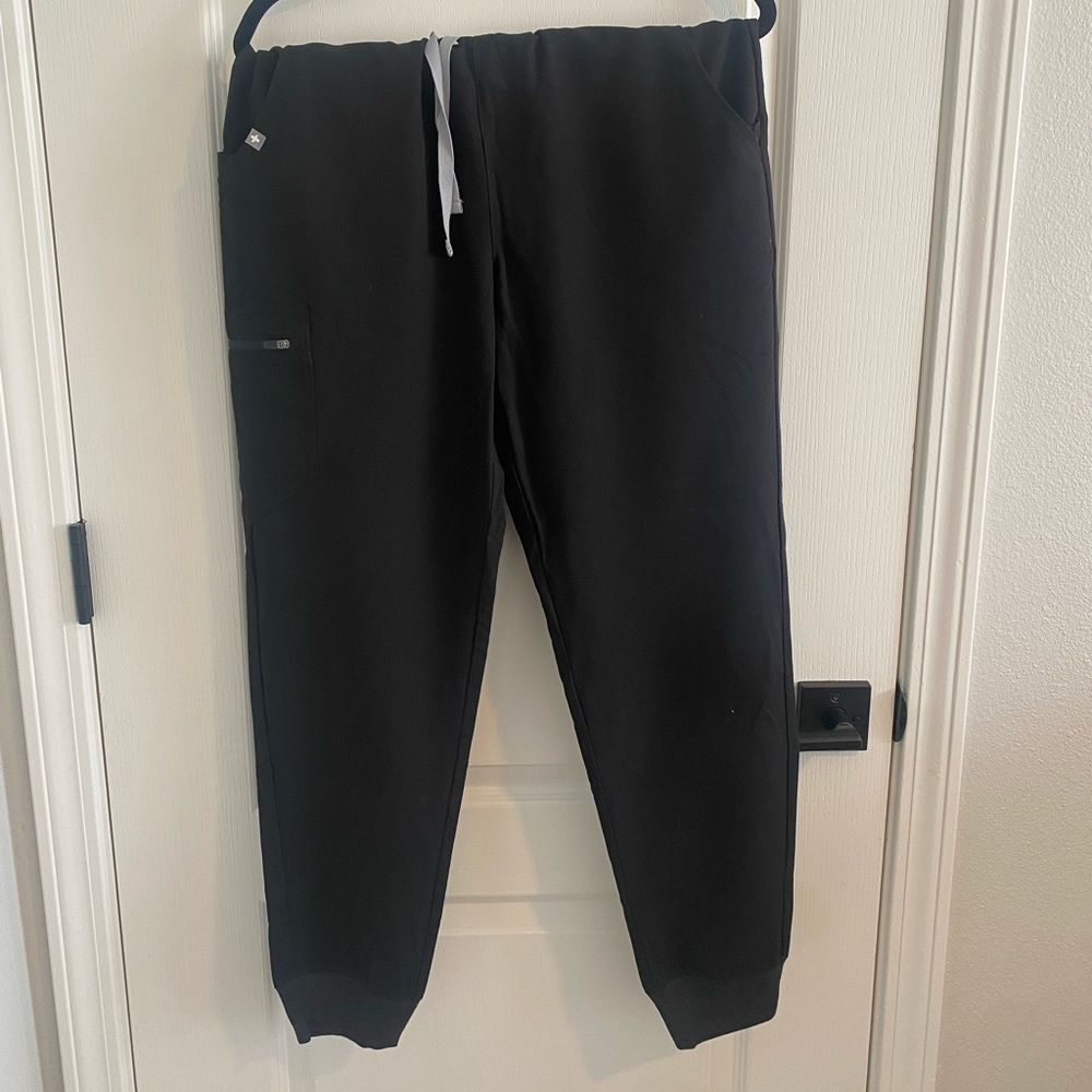 High waisted FIGS scrub pants